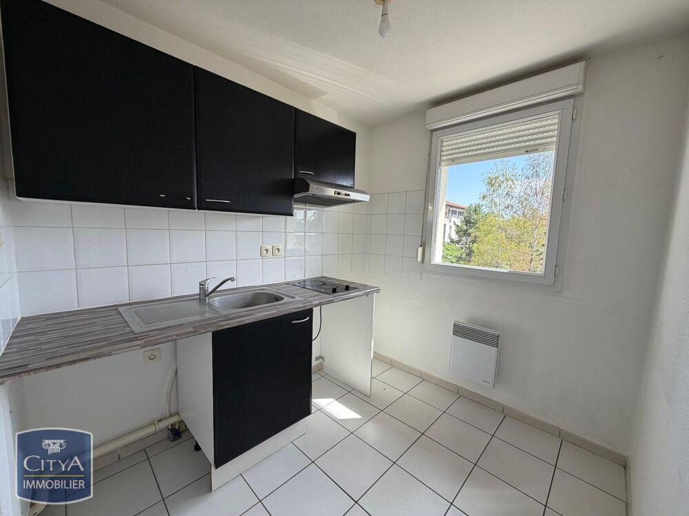 location Appartement - 3 pièce(s) - 54 m² Cusset (03300)
