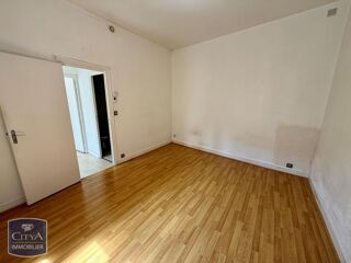  Appartement à louer 1 pièce 29 m²