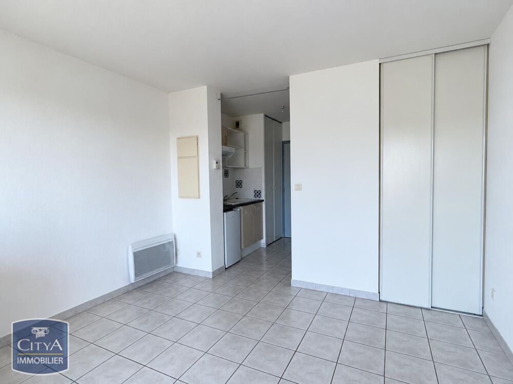 location Appartement - 1 pièce(s) - 21 m² Narbonne (11100)