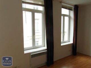 Appartement à louer 2 pièces 32 m²