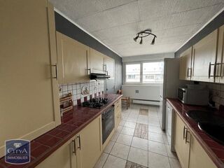  Appartement à louer 3 pièces 78 m²