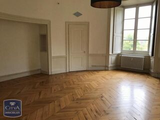  Appartement à louer 3 pièces 103 m²