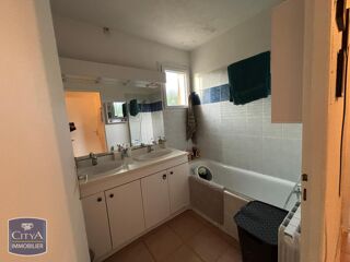  Villa à louer 4 pièces 88 m²