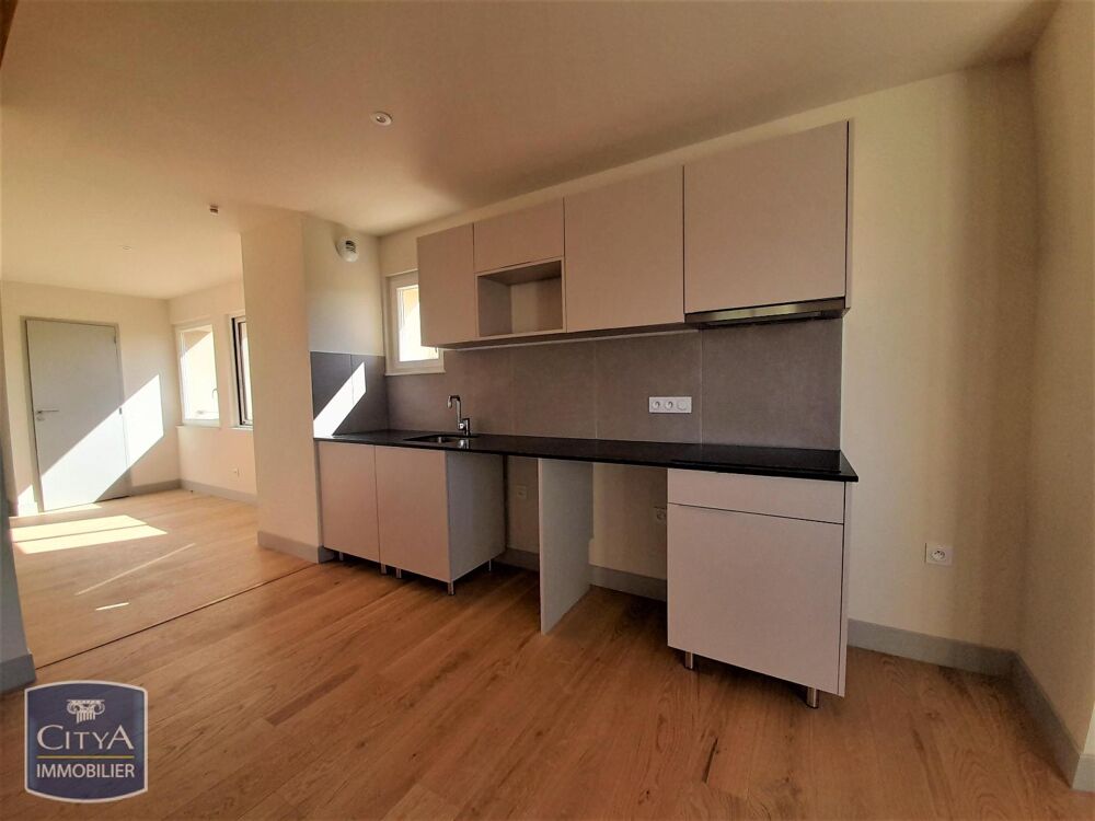 location Appartement - 4 pièce(s) - 94 m² Saint-Raphaël (83700)