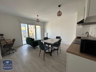  Appartement à louer 3 pièces 61 m²
