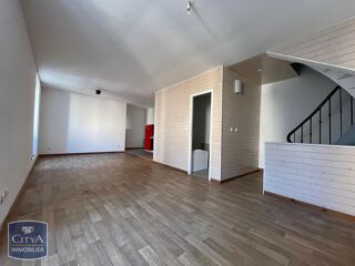  Appartement à louer 3 pièces 75 m²