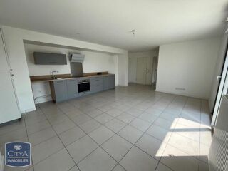  Appartement à louer 3 pièces 65 m²