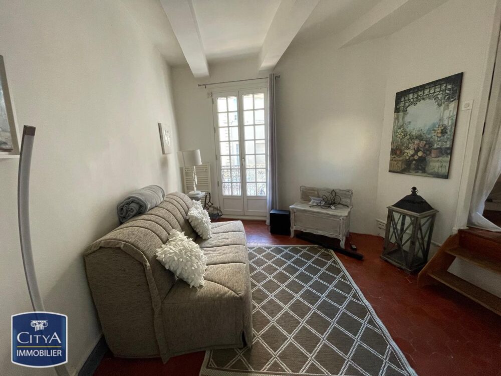 À LOUER : Appartement T3 à Carpentras. Ce bien immobilie....