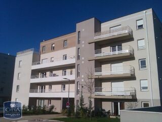  Appartement à louer 2 pièces 45 m²