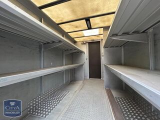  Parking / Garage à louer 16 m²
