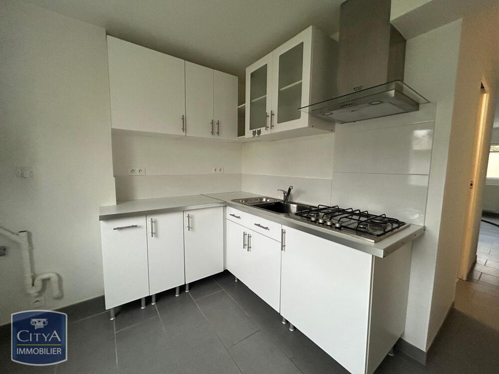 À LOUER : Appartement T1 situé à Châteauroux, dans le co....