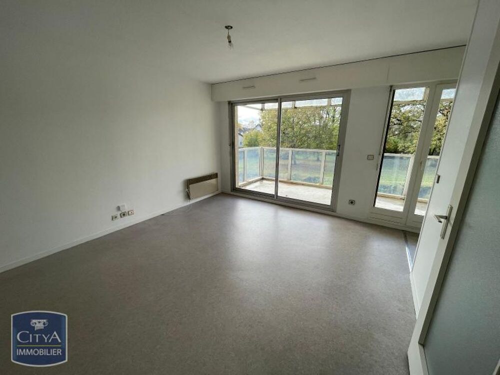 À LOUER : Appartement T1 situé à Pau. Ce bien immobilier....
