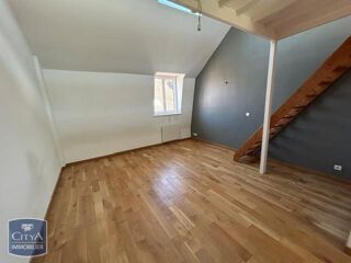  Appartement à louer 1 pièce 40 m²