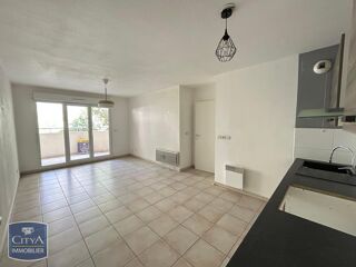  Appartement à louer 3 pièces 55 m²