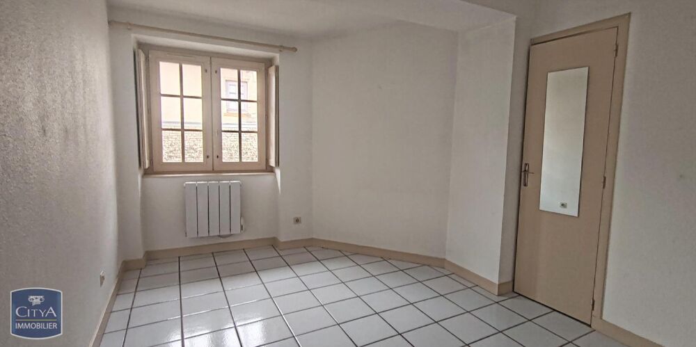 location Appartement - 3 pièce(s) - 80 m² Tournus (71700)