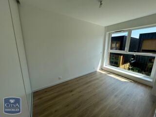  Appartement à louer 3 pièces 64 m²
