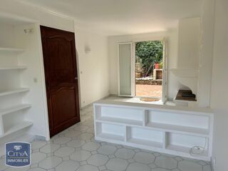  Villa � louer 4 pi�ces 104 m� Saint-rapha�l