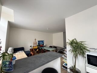  Appartement à louer 2 pièces 34 m²