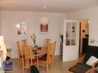  Appartement à louer 5 pièces 107 m² Angers