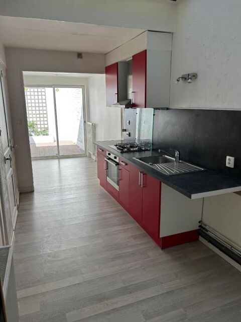   Location Maison Maison - 4 pice(s) - 81 m