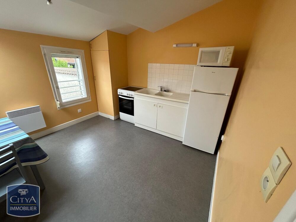 location Appartement - 1 pièce(s) - 39 m² Châlons-en-Champagne (51000)