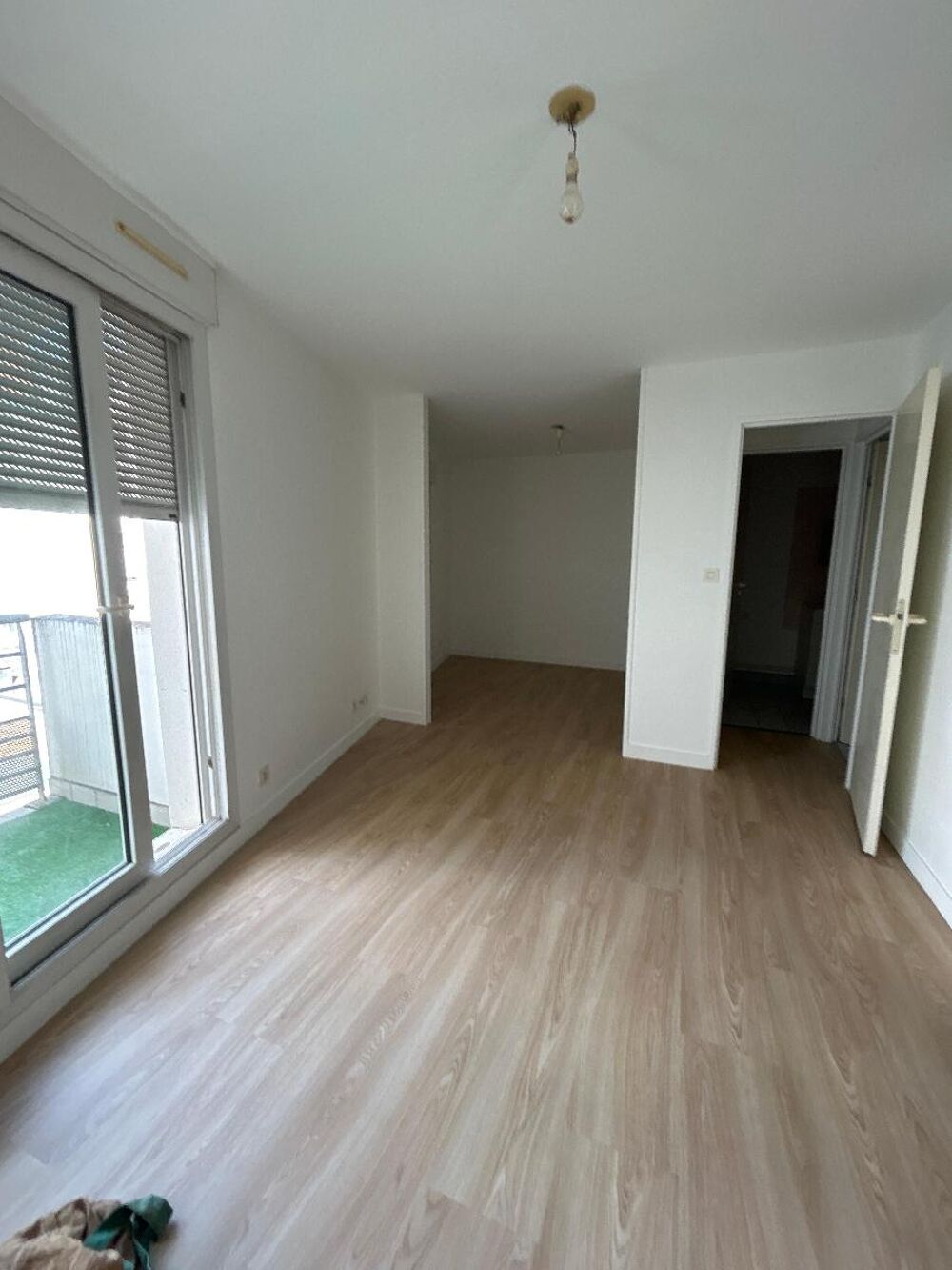 Gare - À LOUER : Découvrez cet élégant appartement T2 si....