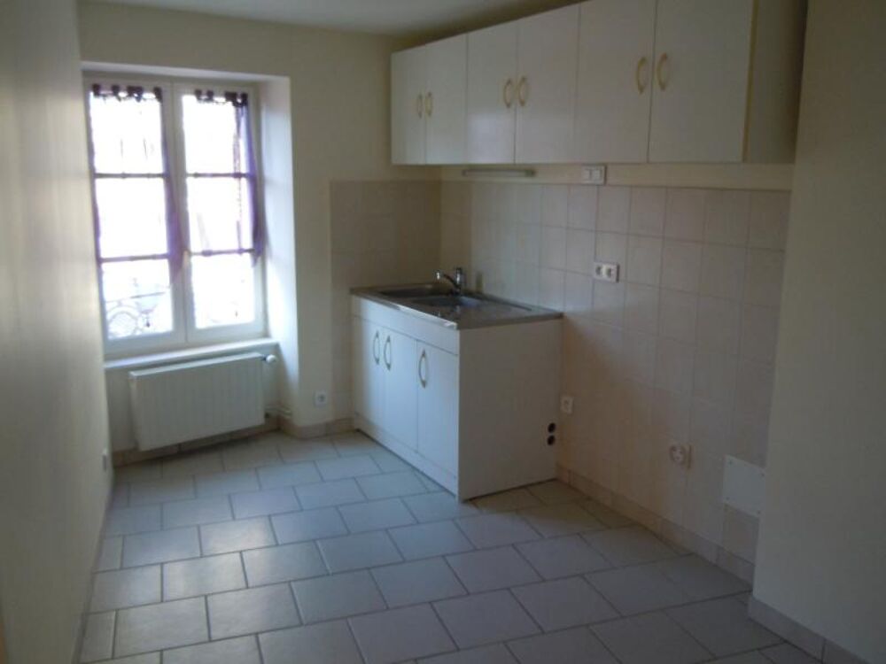 location Appartement - 4 pièce(s) - 93 m² Mâcon (71000)