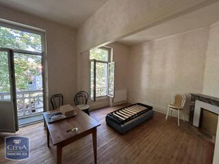  Appartement à louer 2 pièces 42 m²