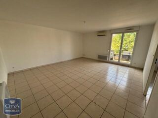 location Appartement - 3 pièce(s) - 64 m² Nogent (52800)