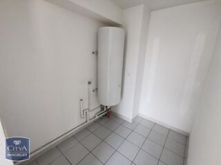  Appartement à louer 3 pièces 75 m²