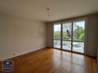  Appartement à louer 3 pièces 61 m²