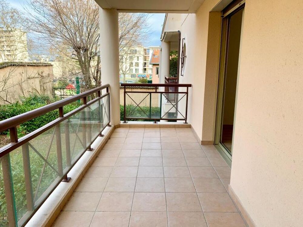 location Appartement - 2 pièce(s) - 55 m² Lyon 4