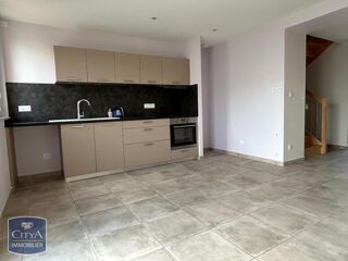  Appartement à louer 4 pièces 101 m²