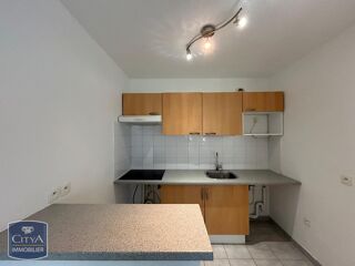  Appartement à louer 3 pièces 55 m²