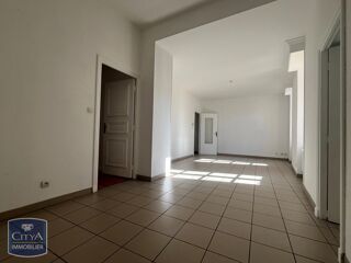  Appartement à louer 3 pièces 80 m²