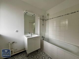  Appartement à louer 2 pièces 42 m²
