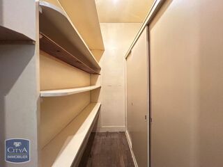  Appartement à louer 3 pièces 87 m²