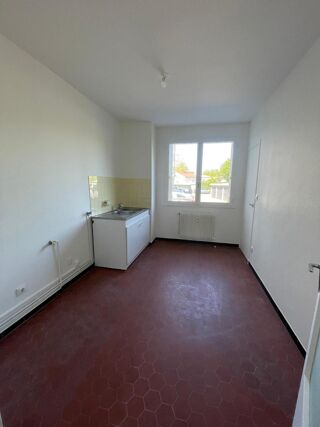  Appartement à louer 3 pièces 69 m²
