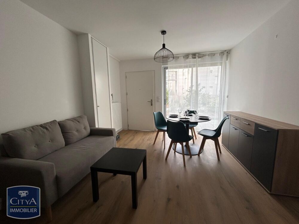 location Appartement - 2 pièce(s) - 41 m² Fleury-les-Aubrais (45400)