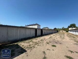  Parking / Garage à louer 14 m²