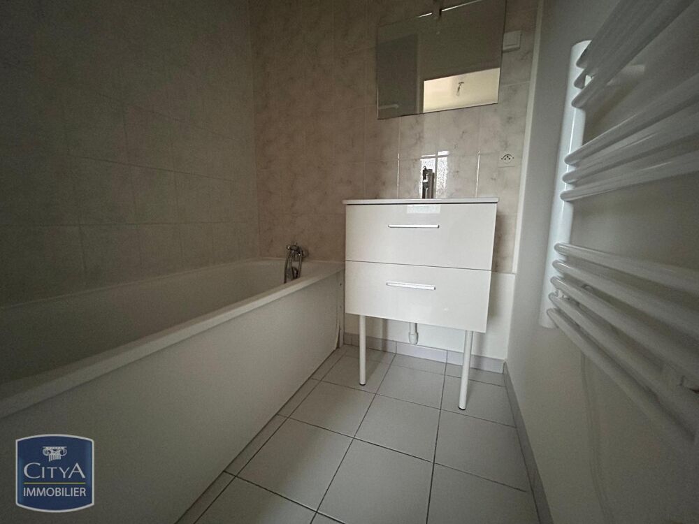location Appartement - 2 pièce(s) - 33 m² Épernon (28230)