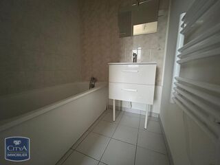  Appartement à louer 2 pièces 33 m²