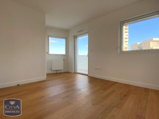  Appartement à louer 4 pièces 94 m²