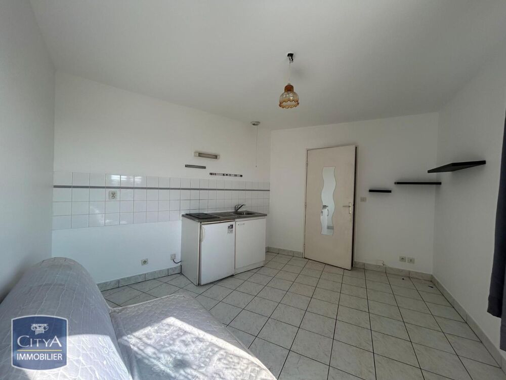 À LOUER : Appartement T1 situé à Châteauroux, dans le co....