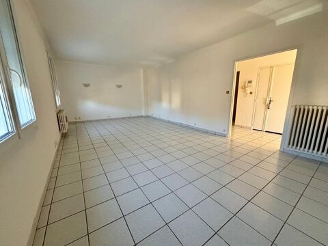  Appartement  louer 3 pices 96 m