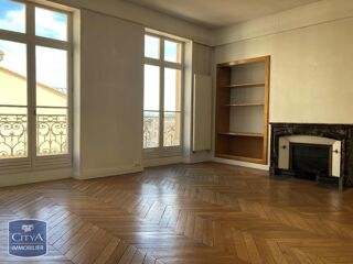  Appartement à louer 3 pièces 87 m²
