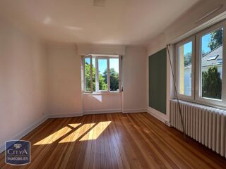  Appartement à louer 3 pièces 80 m²