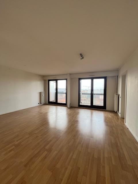  Appartement � louer 2 pi�ces 81 m�