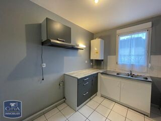  Appartement à louer 3 pièces 76 m²