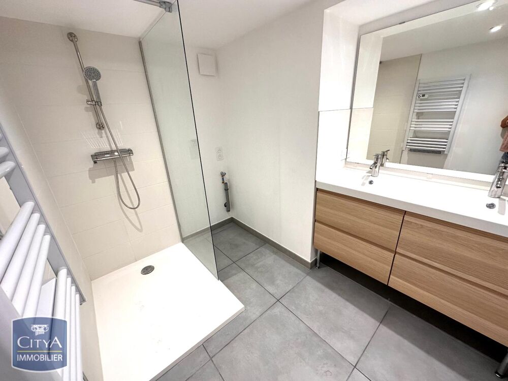 location Appartement - 4 pièce(s) - 78 m² Bergerac (24100)